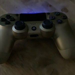 Giving tips about this app. Never use cash app